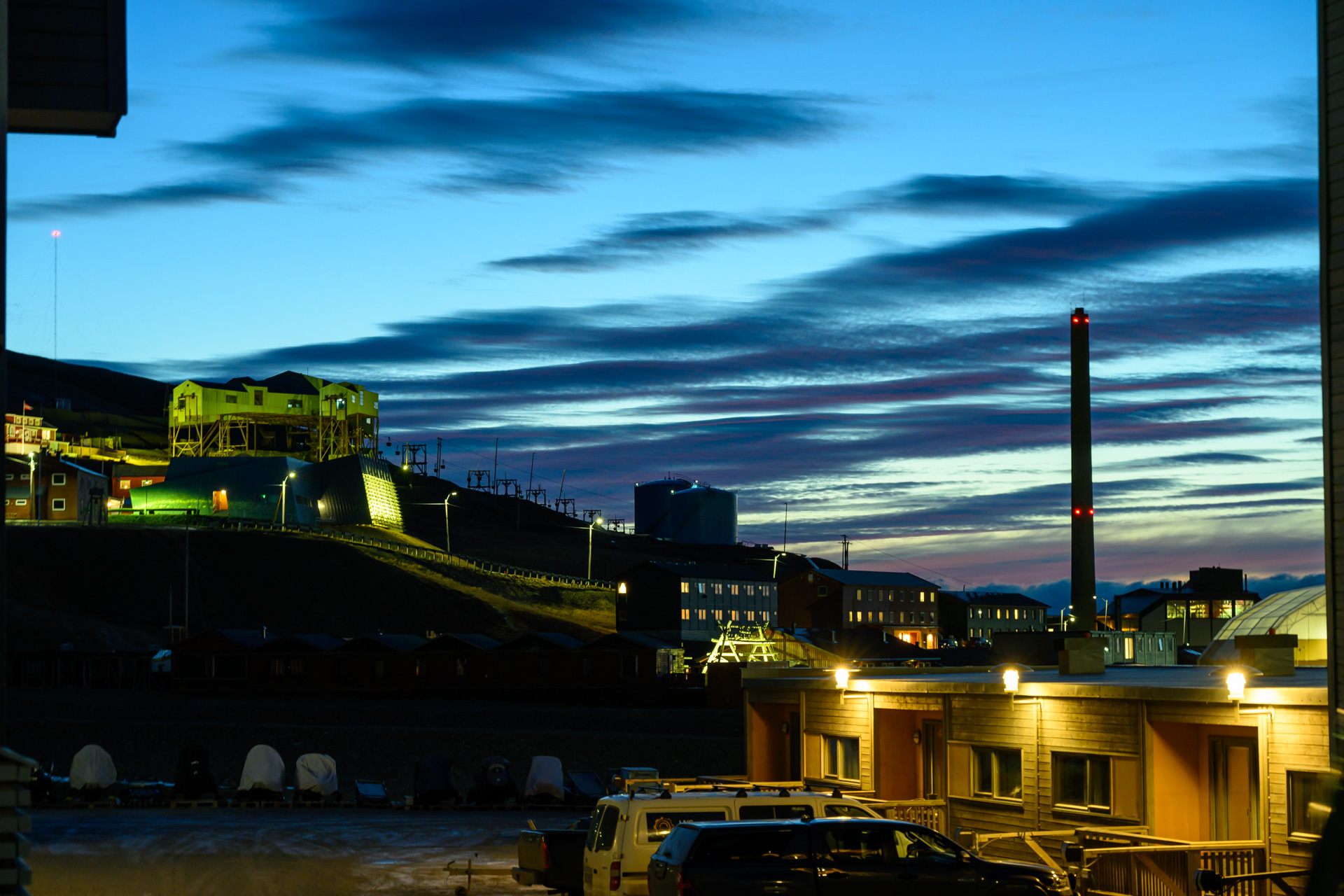 LYR by night II